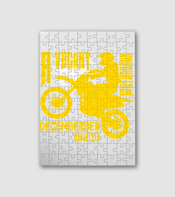 Vagány motoros (december) minta fehér pólón