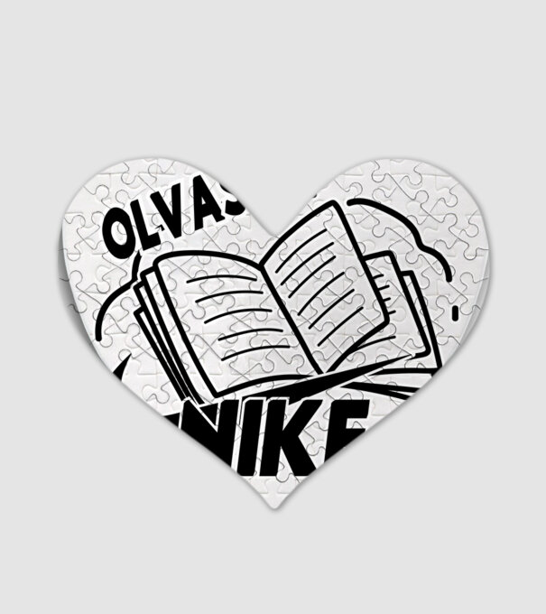 OlvasNIKEll minta fehér pólón