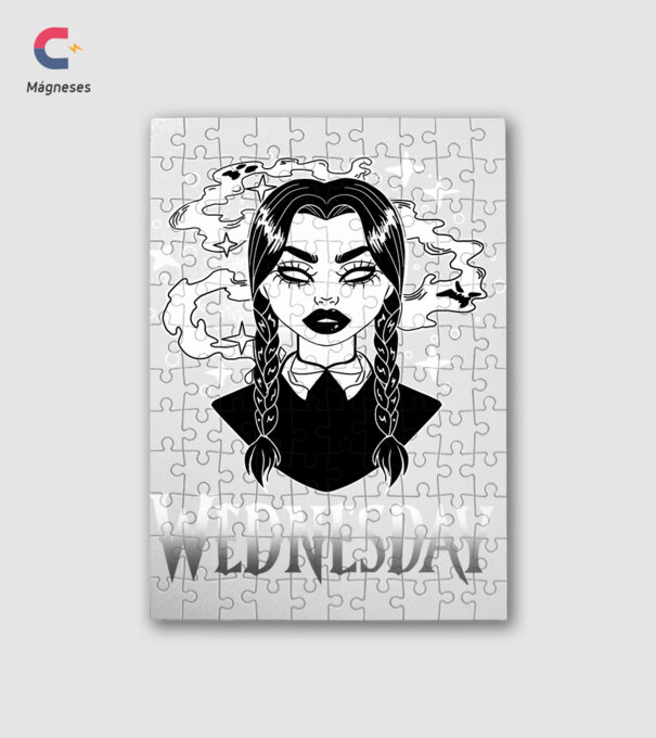 Wednesday Addams Magic minta fehér pólón