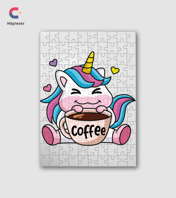 Unikornis caffee minta fehér pólón