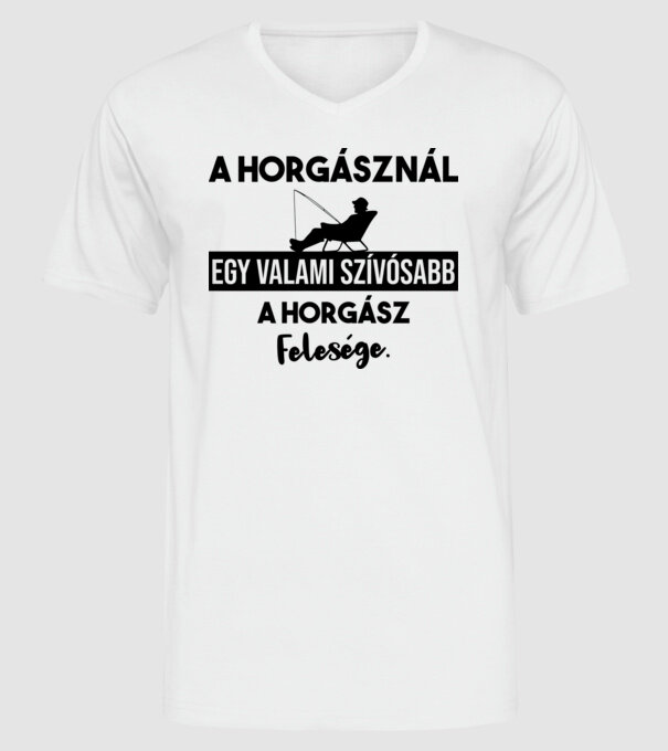 A horgásznál egy valamiszívósabb minta fehér pólón