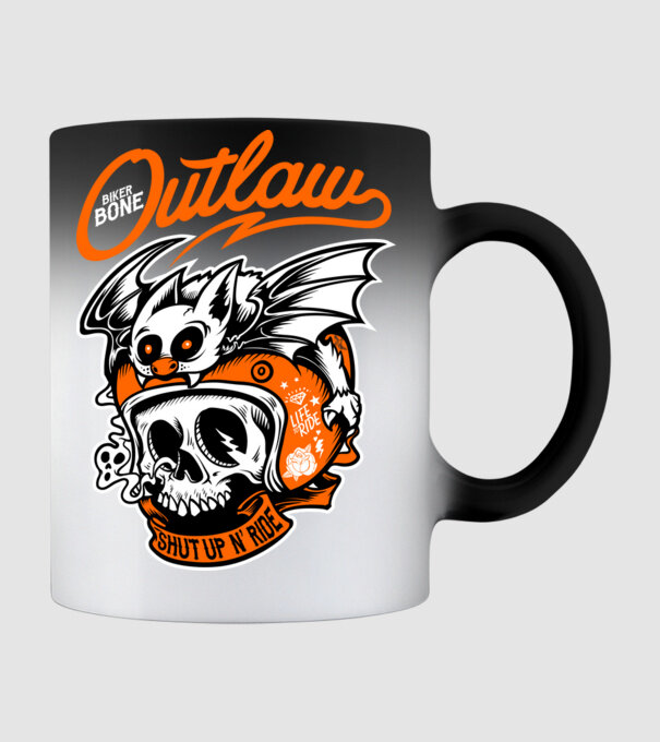 Outlaw minta fekete pólón