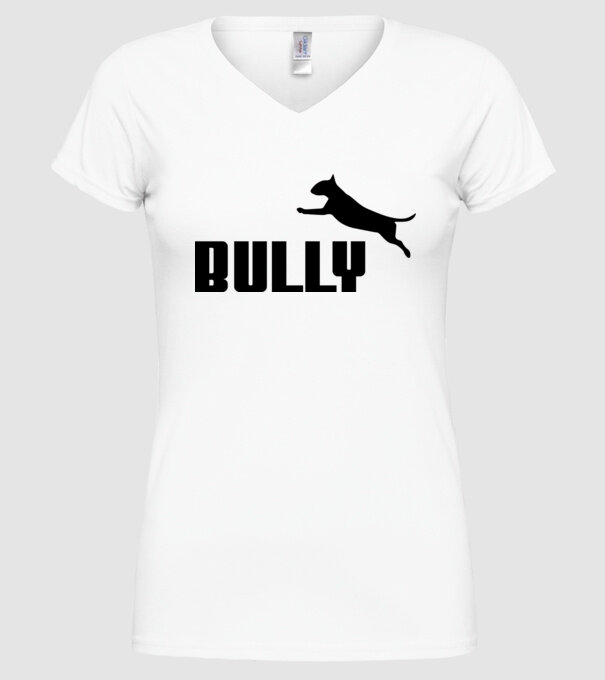 Bullterrier minta fehér pólón