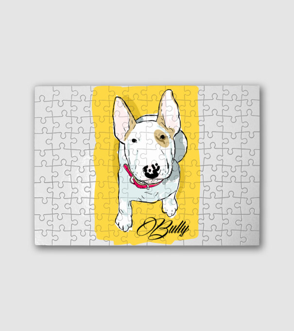 Bullterrier minta fehér pólón