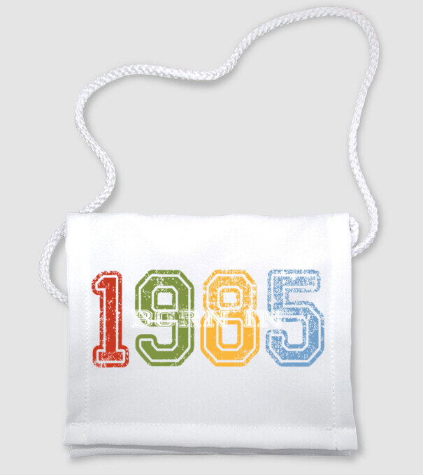 born in 1985 születésnapi felirat minta fehér pólón
