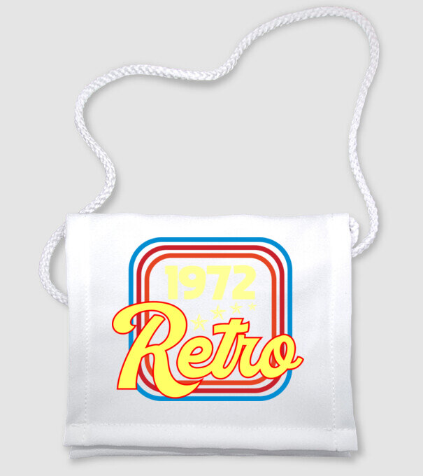 retro születésnapi felirat dátummal 1972 minta fehér pólón