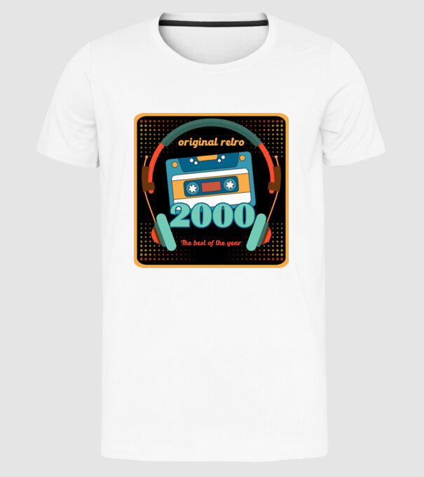 original retro audió kazetta, füles, régi magnókazetta évszámmal. 2000 minta fehér pólón