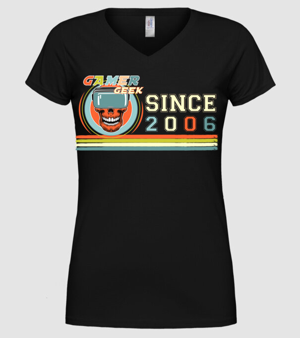 gamer geek since 2006, kocka, játékos, születésnap minta fekete pólón