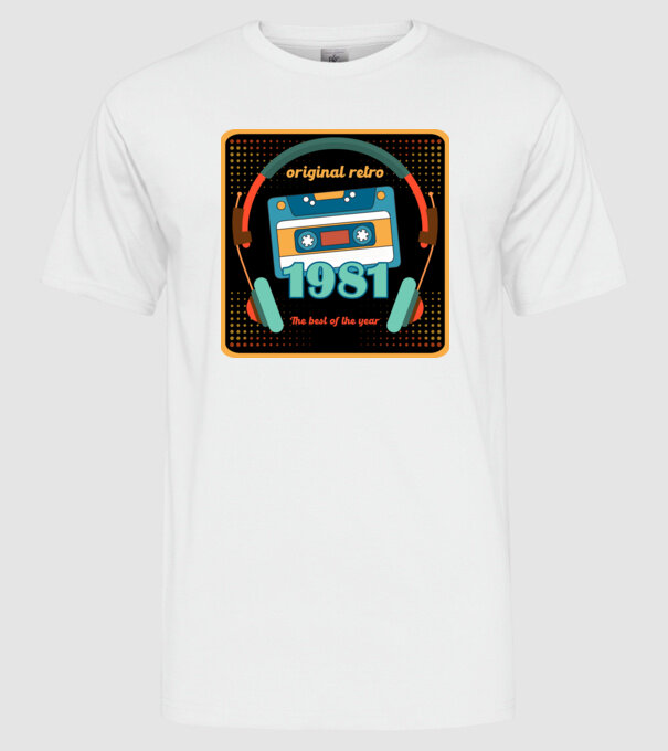 original retro audió kazetta, füles, régi magnókazetta évszámmal. 1981 minta fehér pólón