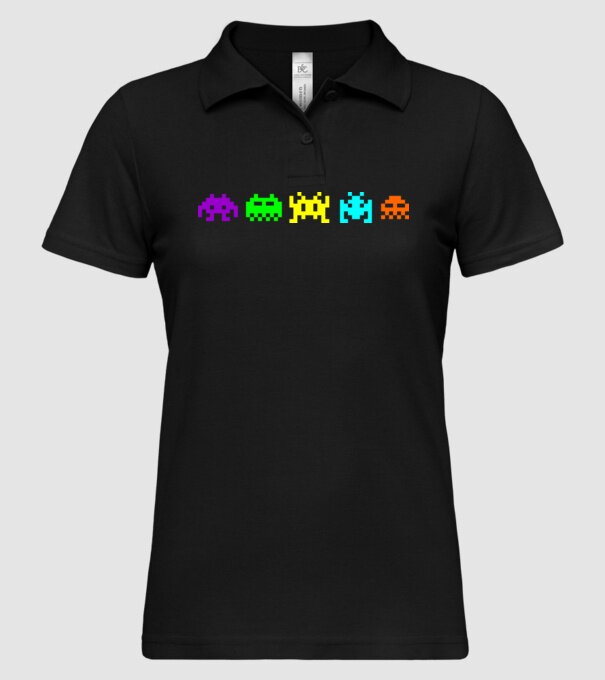retro számítógépes pixel figurák minta fekete pólón