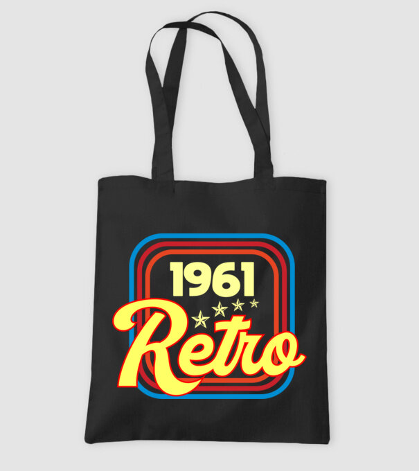 retro születésnapi felirat dátummal 1961 minta fekete pólón