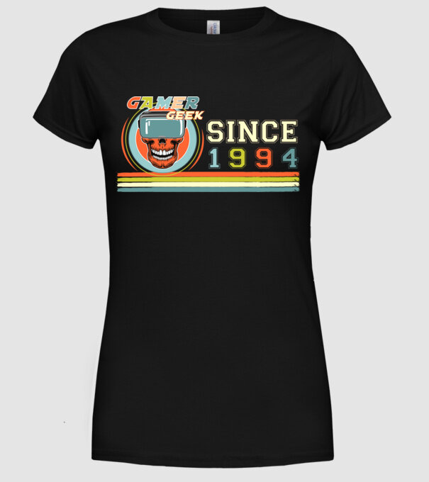 gamer geek since 1994, kocka, játékos, születésnap minta fekete pólón