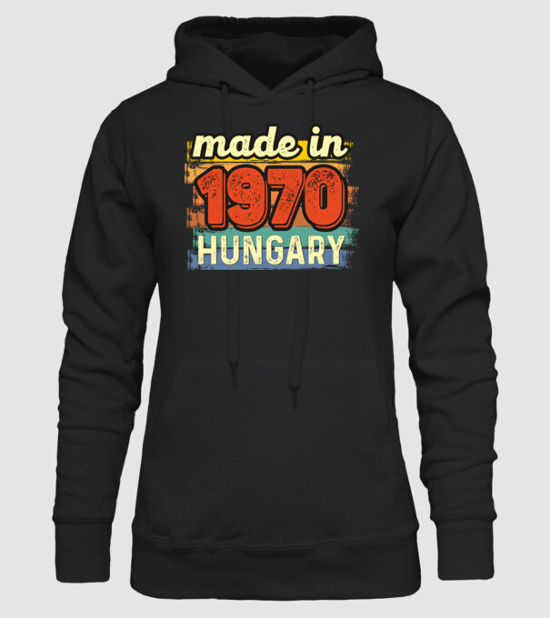 made in hungary felirat, retro évszám, grunge stílus, 1970 minta fekete pólón