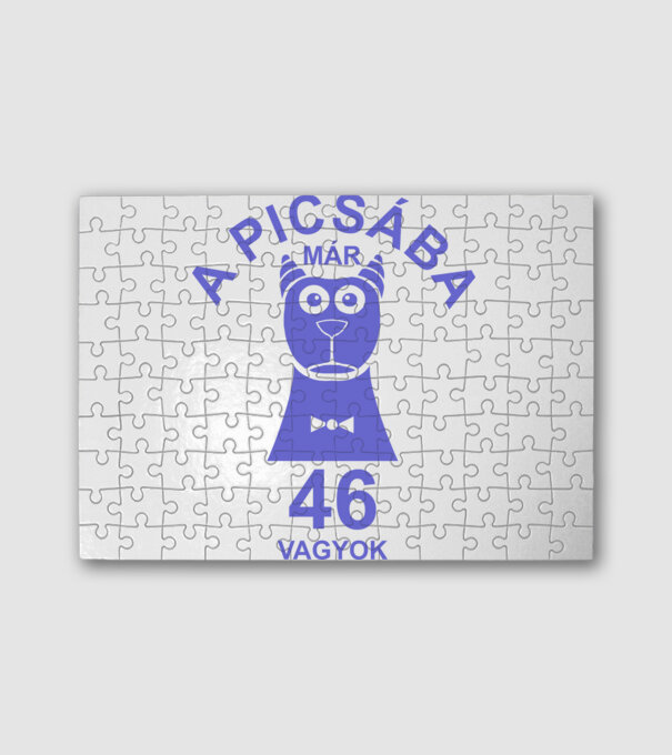 A PICSÁBA már 46 vagyok minta fehér pólón