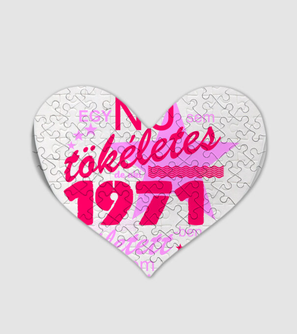 egy nő sem tökéletes 1971 minta fehér pólón
