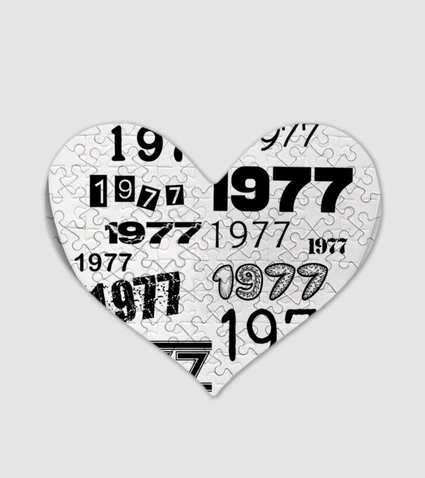 évszám, 1977, születési év, szülinap, születésnap minta fehér pólón