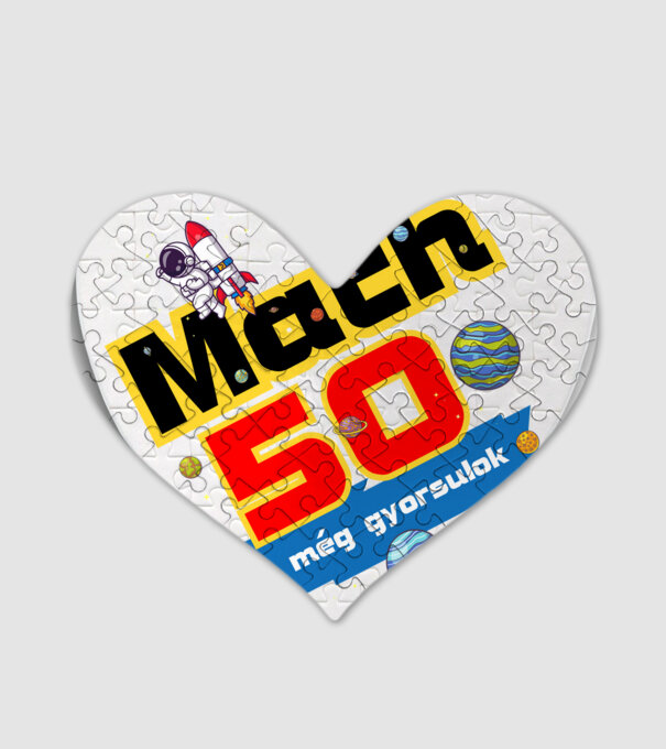 mach 50 és még gyorsulok, születésnapi minta űrhajós minta fehér pólón