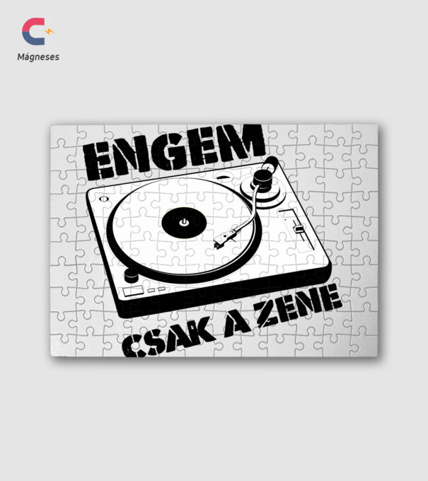 csakazene minta fehér pólón