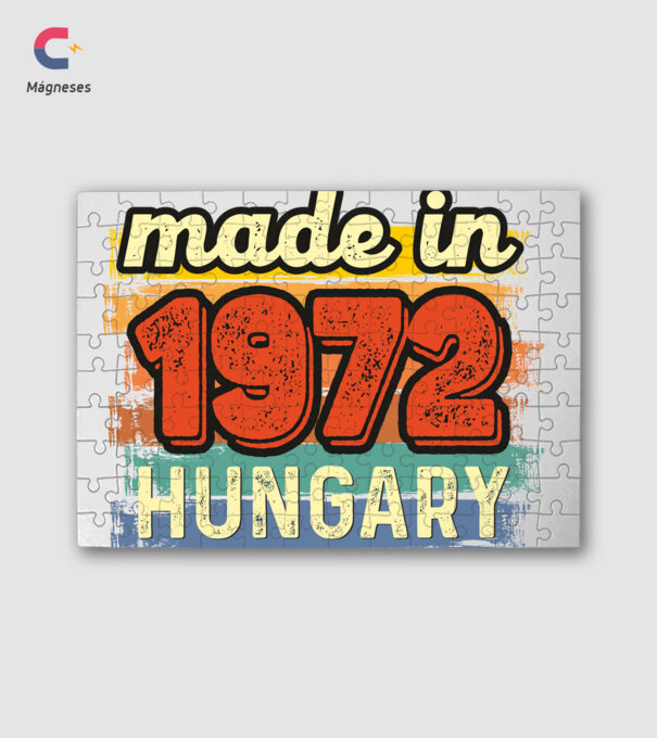 made in hungary felirat, retro évszám, grunge stílus, 1972 minta fehér pólón