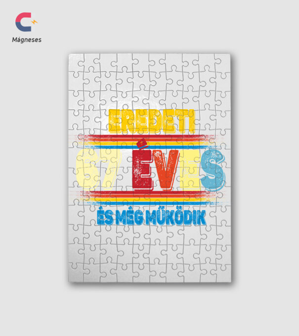 EREDETI 67 ÉVES ÉS MÉG MŰKÖDIK minta fehér pólón