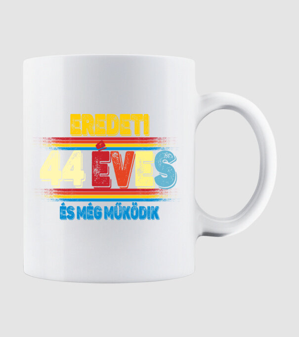 EREDETI 44 ÉVES ÉS MÉG MŰKÖDIK minta fehér pólón