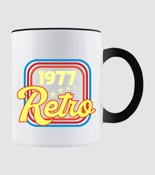 retro születésnapi felirat dátummal 1977 minta fekete pólón