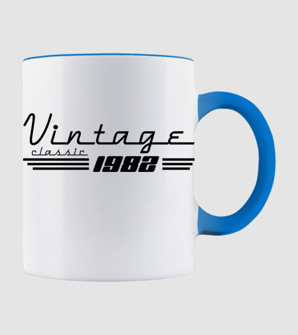 vintage retro amerikai stílusú születésnapi felirat 1982 minta világoskék pólón