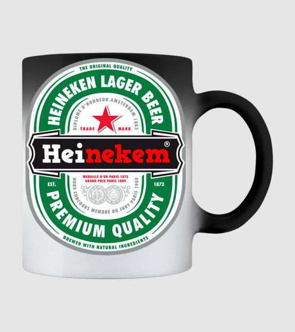 heinekem minta fekete pólón