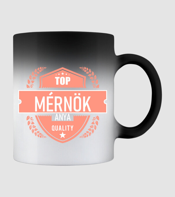 TOP QUALITY MÉRNÖK ANYUKA minta fekete pólón