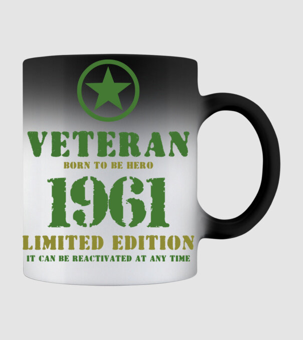 VETERAN, BORN TO BE HERO, SZÜLETÉSNAPI ÉVSZÁM FELIRATTAL 1961 minta fekete pólón