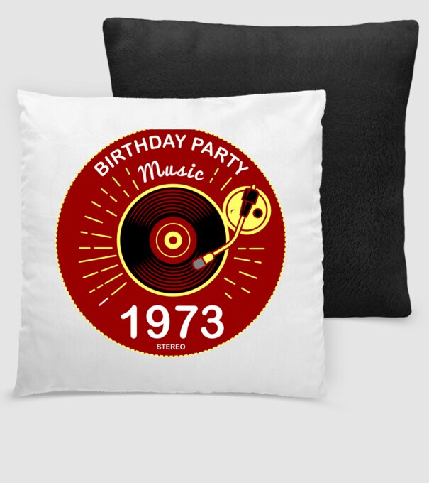 BIRTHDAY PARTY MUSIC, BAKELIT LEMEZJÁTSZÓ 1973 STEREO minta fekete pólón