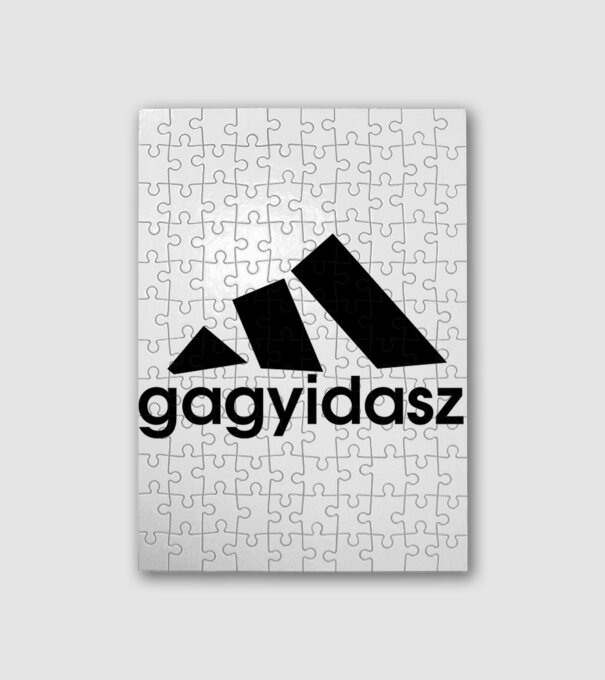 Gagyidasz minta fehér pólón