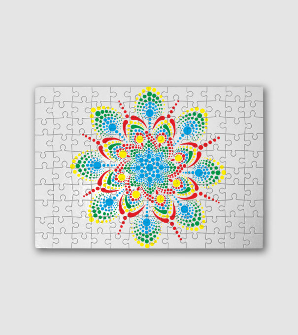 Mandala színes minta minta fehér pólón