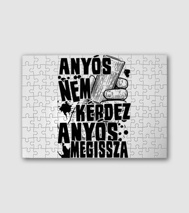 Anyós megissza minta fehér pólón
