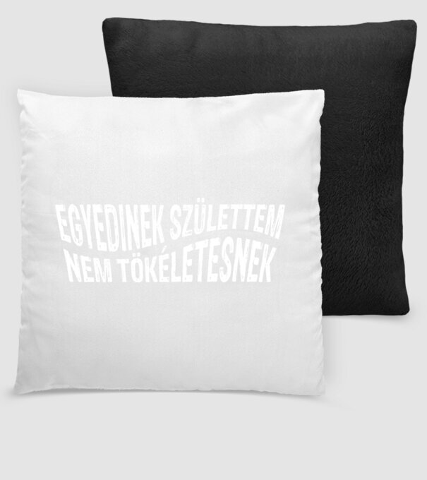 Egyedinek születtem, nem tökéletesnek színezhető minta fekete pólón