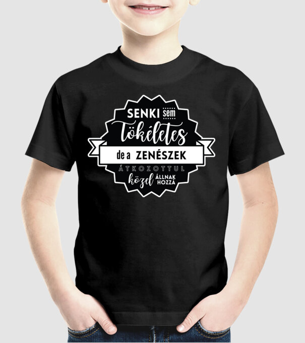 Senki sem tökéletes, de a zenészek átkozottul közel állnak hozzá minta fekete pólón