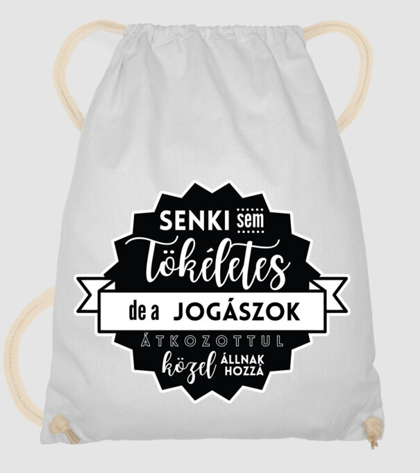 Senki sem tökéletes, de a jugászok átkozottul közel állnak hozzá minta fehér pólón