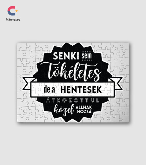Senki sem tökéletes, de a hentesek átkozottul közel állnak hozzá minta fehér pólón