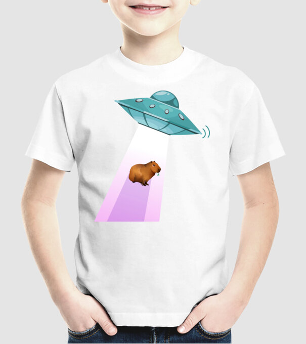Capybara Ufo minta fehér pólón