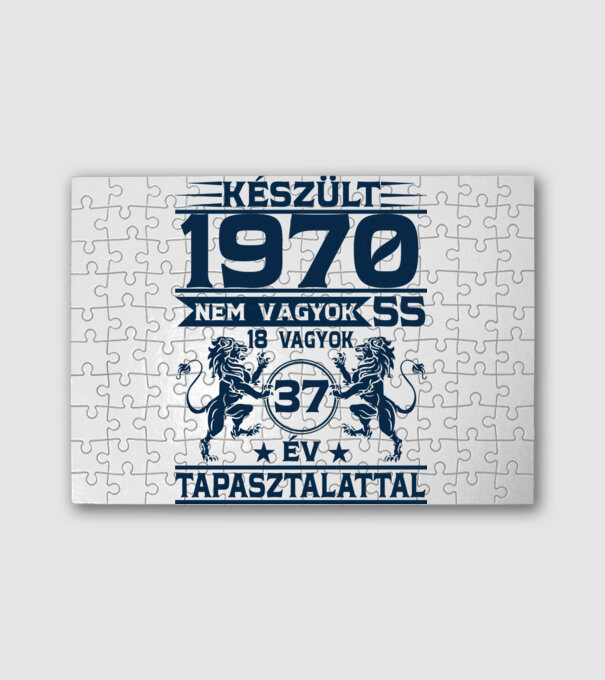 Készült 1970 minta fehér pólón