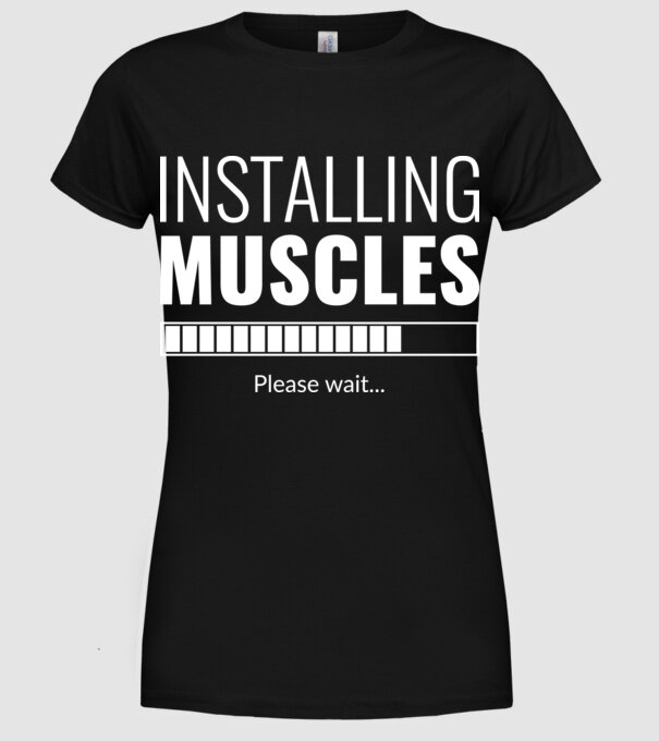 installing muscles minta fekete pólón