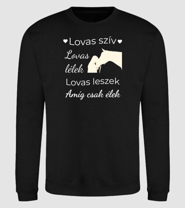 Lovas szív minta fekete pólón