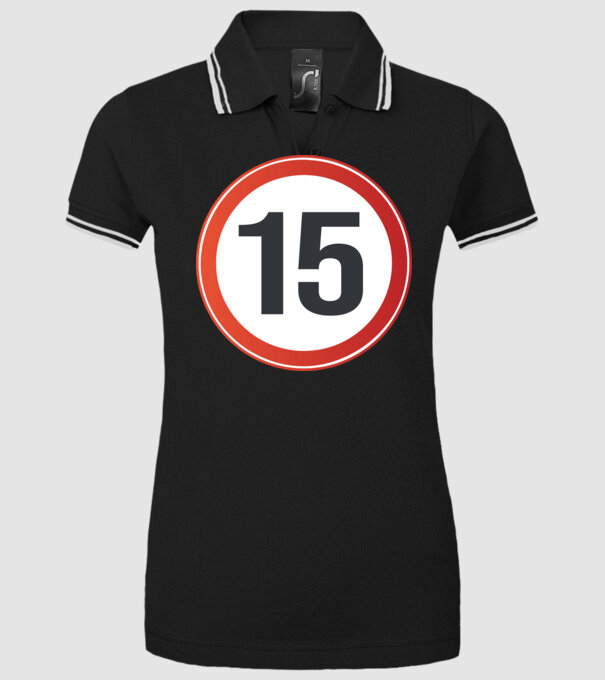 15-ös tábla minta fekete pólón