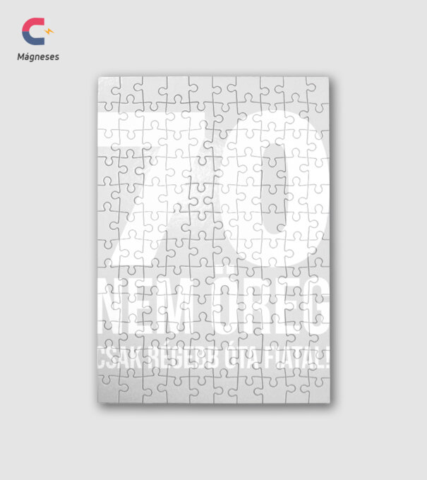 70 - nem öreg - fehér minta fehér pólón