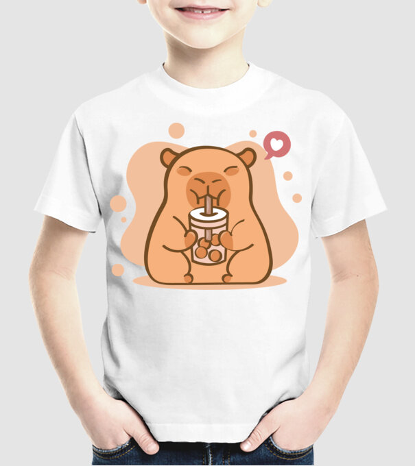 Capybara bubi teával minta fehér pólón
