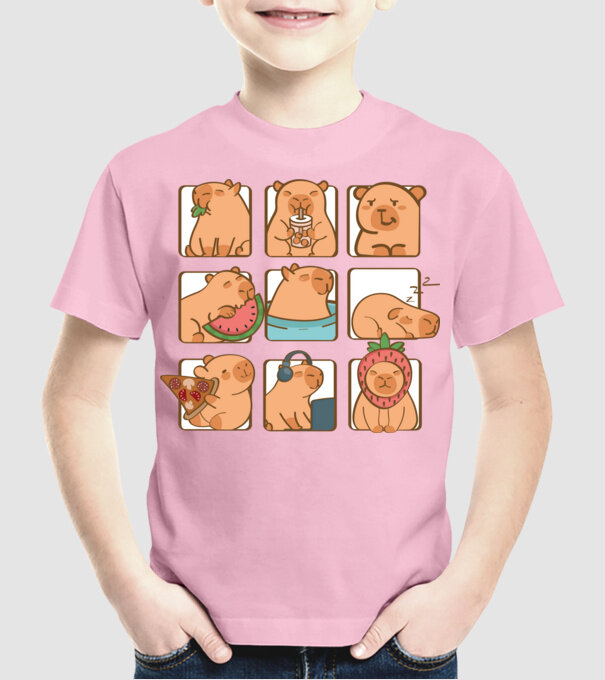 Capybara minta világos rózsaszín pólón