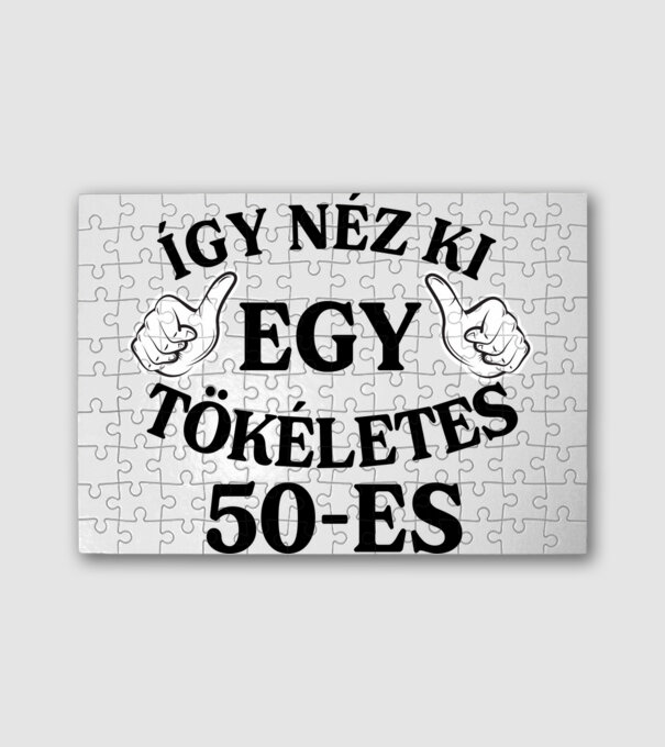 Így néz ki egy tökéletes 50es minta fehér pólón