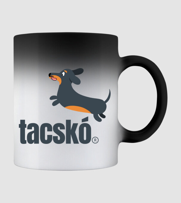 Tacskó puma paródia minta fekete pólón