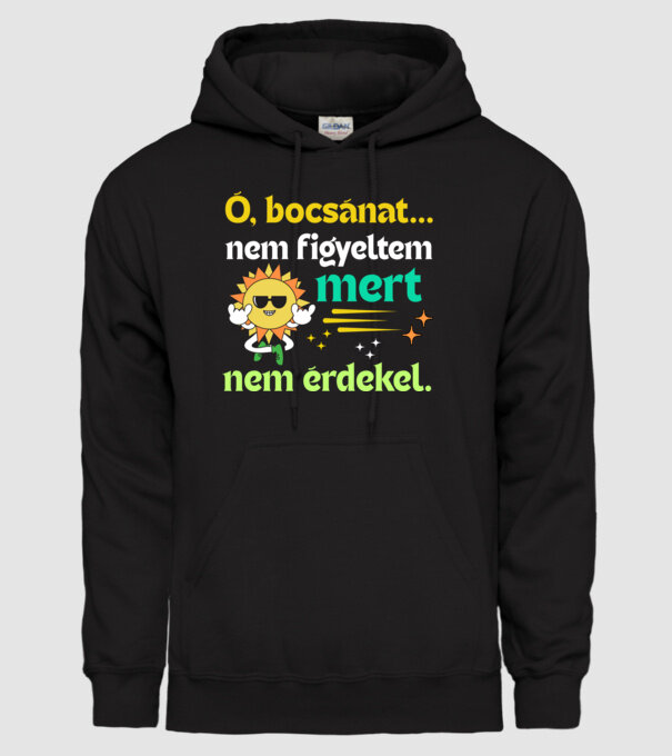 Ó bocsánat nem figyeltem mert nem érdekel minta fekete pólón