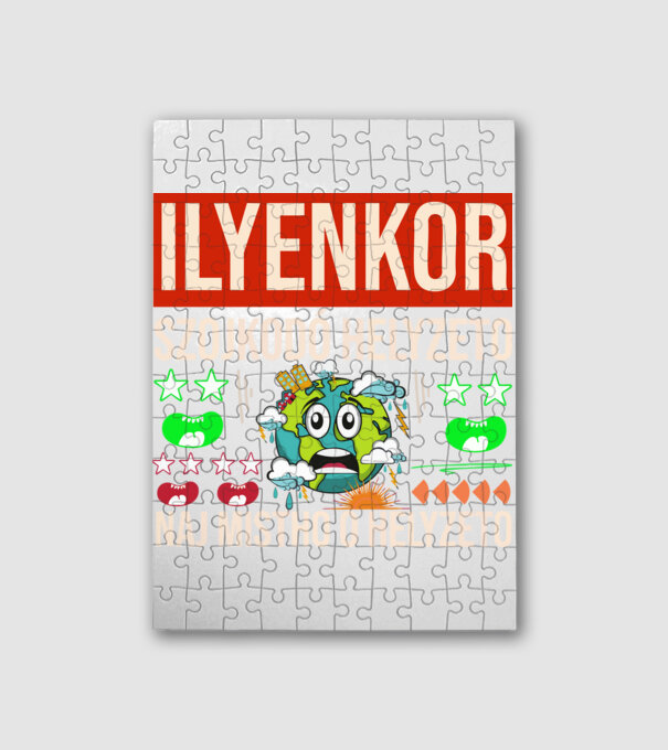 ILYENKOR SZOJKODÓ HELYZETÓ NAJ MISTHO minta fehér pólón